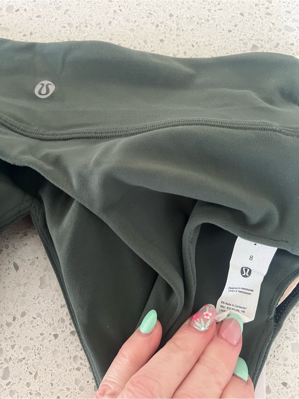 lululemon Align™ V-Neck Bra C/D (NWT) in Dark Forest (Green/Greyish) - Picture 10 of 13